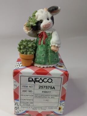 Vintage Enesco Mary’s Moo Moos DECEMBER 'Kiss Moo' Figurine